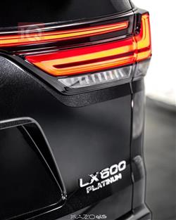 لێکزس LX